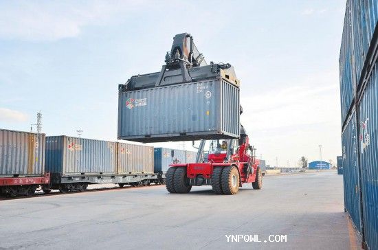 中老鐵路跨境運(yùn)輸費(fèi)用貴嗎？