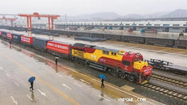 中老鐵路的貨物運(yùn)輸能力不斷提升的態(tài)勢(shì)