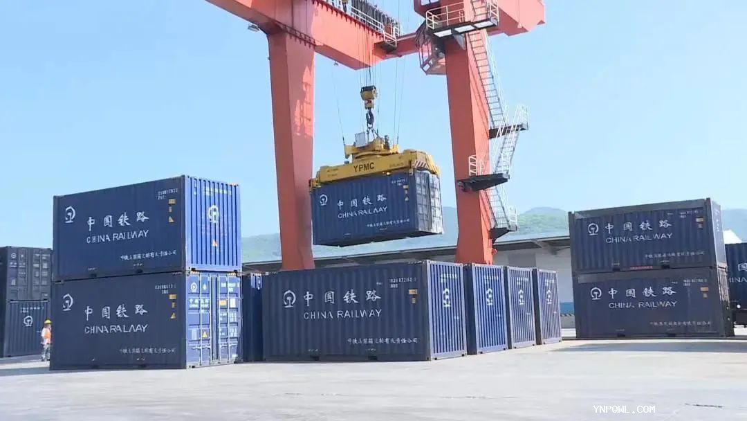 中老鐵路客貨運(yùn)突破
